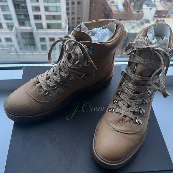 J. CREW - LIGHTWEIGHT LEATHER NORDIC HIKER BOOT - 9 M - LIGHT CARAMEL (TAN) EUC - Picture 2 of 9